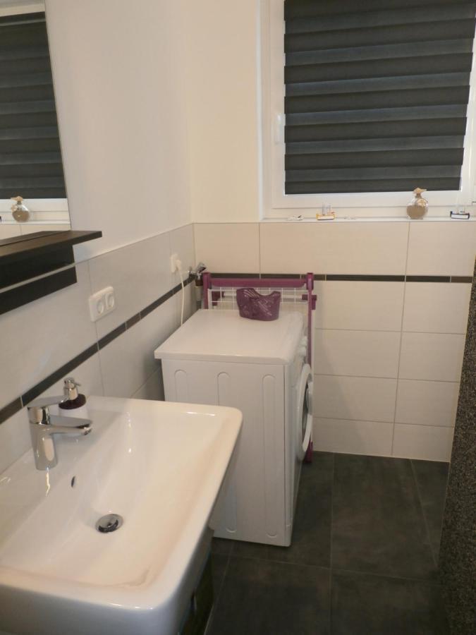 Ferienwohnung Am Seglerhafen Peenemunde Exteriör bild